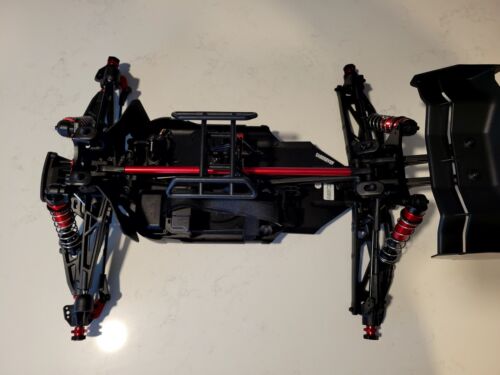NEW Arrma Kraton blx 6S 1/8 Scale Slider Roller W Body AND SERVO 4WD V5